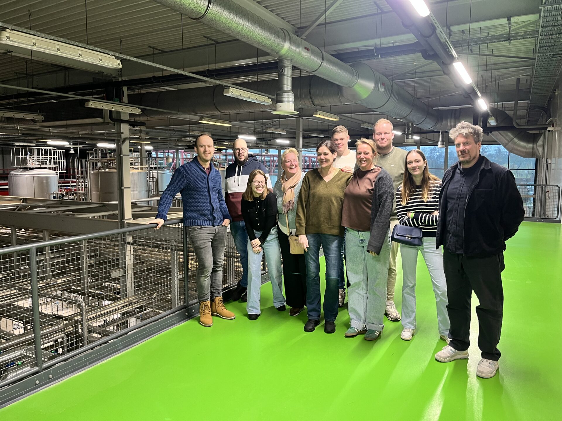 Aantal collega's die ene bezoek brengen bij de Grolsch fabriek